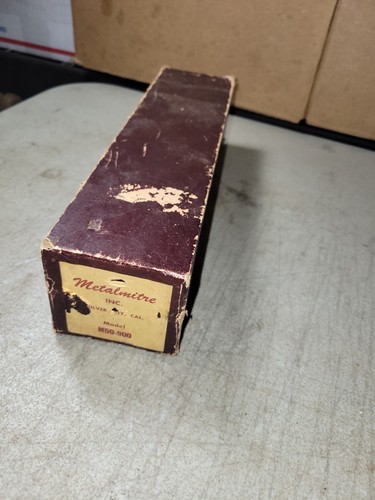 Nice Vtg Metal-Mitre Miter metal Corner Notching Tool w/Box M50-900 Pat applied