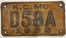 VINTGE (K.C.MO.) 1932 KANSAS CITY MISSOURI MOTORCYCLE LICENSE PLATE D58A