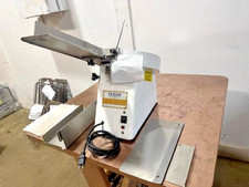 OLIVER 702-N  BUN & BAGEL SLICER W/ ADJUSTABLE CUTTING BLADE PARTS NEEDED