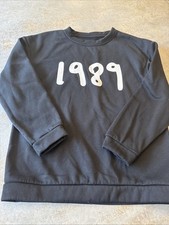 New without tag Taylor Swift Black 1989 Promotional Sweatshirt Size XL