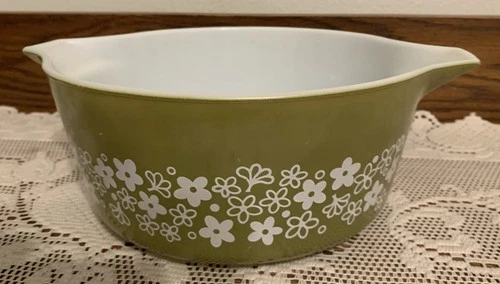 Vintage Pyrex Green Spring Blossom Crazy Daisy 475-B 2 1/2 Qt Casserole Dish