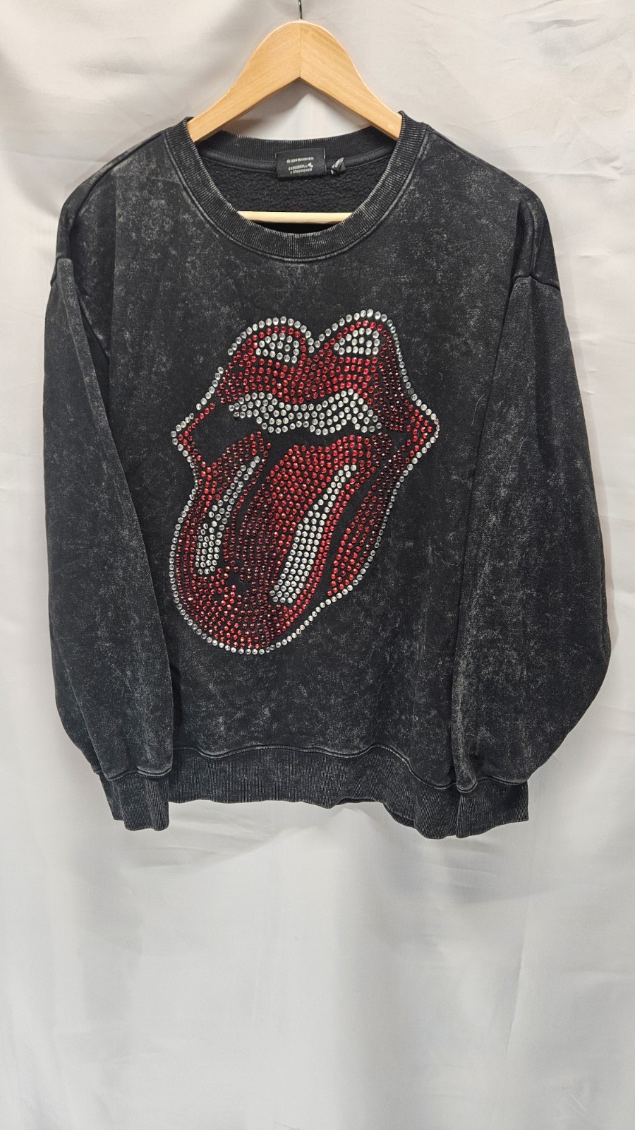 Womens Rolling Stones Size Large Rhinestone Black Sweatshirt