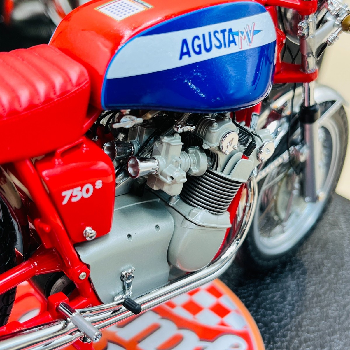 1 12 MINICHAMPS - MV Agusta 750s for sale online | eBay Australia