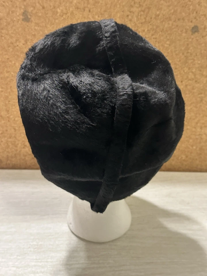 SOMBRERO DE PIEL SINTÉTICA NEGRO VINTAGE AÑOS 50 MR. JOHN JR. MEDIADOS DE SIGLO PARA MUJER Foto 3 de 4