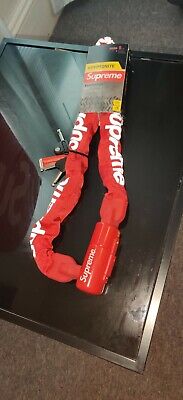 Supreme®/Kryptonite Integrated Chain Lock. Comes with 3 keys Supreme®/Kryptonite Integrated Chain Lock. Comes with 3 keys