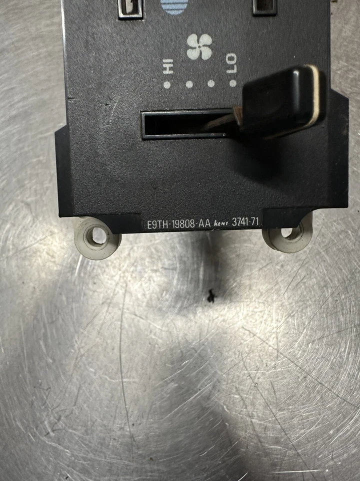 87 88 89 90 91 1990 福特 F150 F250 F350 BRONCO 气候控制带空调 — 第 3/4 张图片