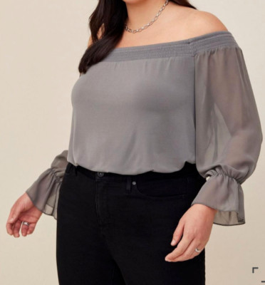 NWT Torrid 6 Studio Knit Off Shoulder Smocked w/ Chiffon Sleeves Swing Top 6X 30