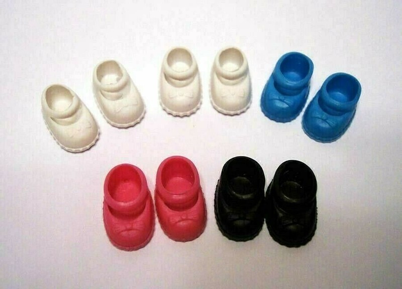 5 PAIR OF DOLL SHOES TO FIT VINTAGE LIDDLE KIDDLE & SKEDIDDLE DOLLS