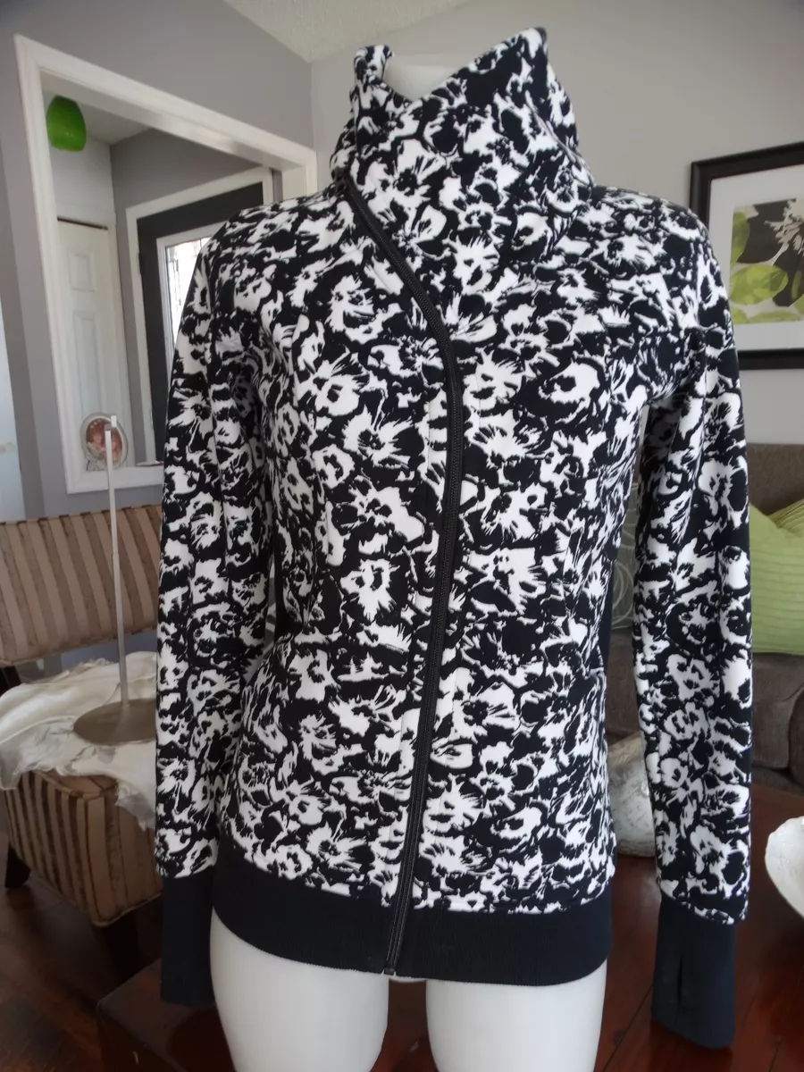 Lululemon cuddle hotsell up jacket
