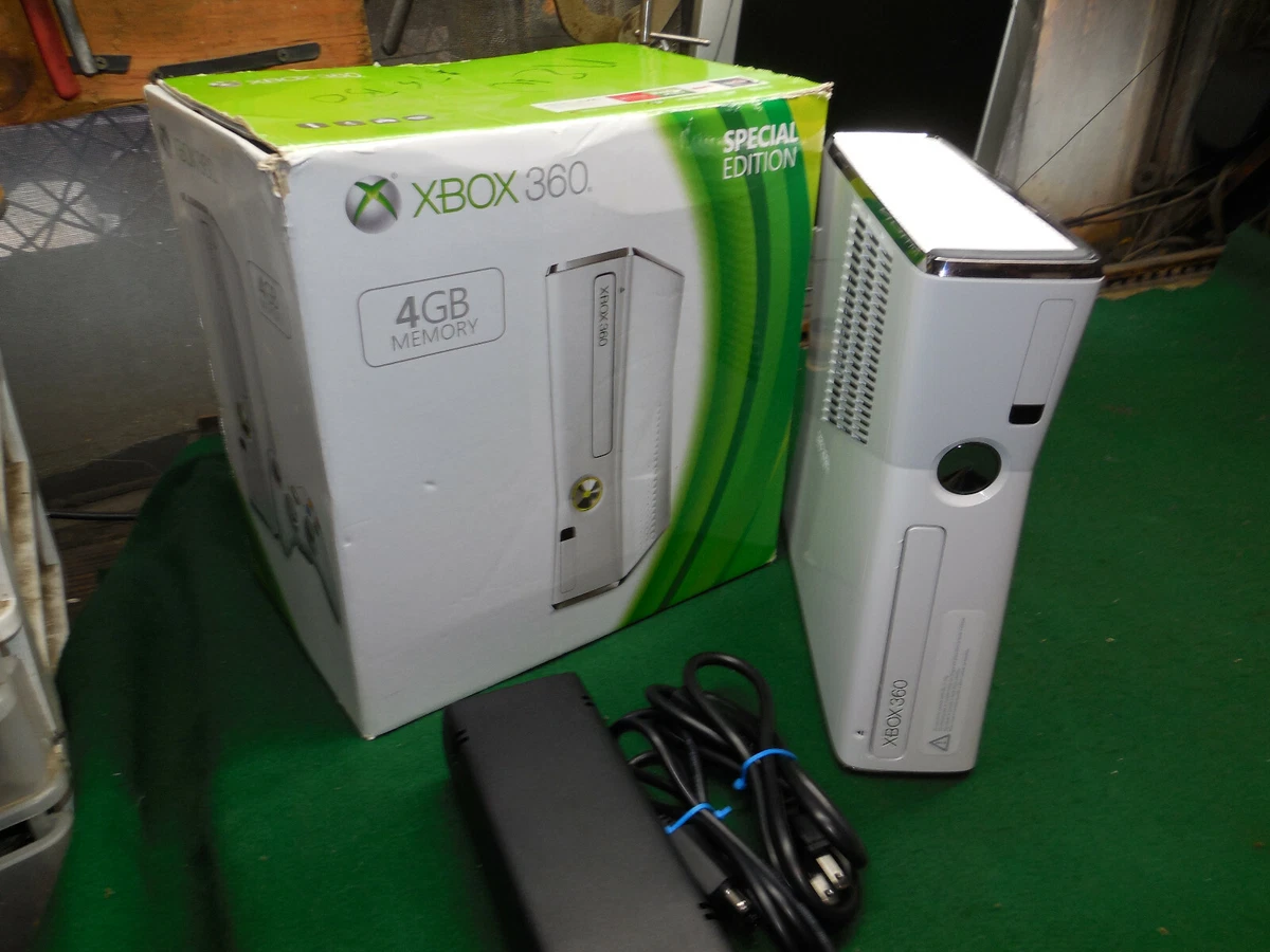 Xbox 360 White Slim 4GB Special Edition System