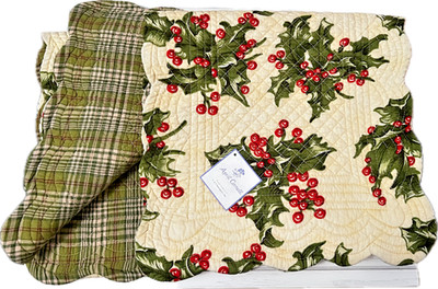 APRIL CORNELL Christmas Reversible Cream Holly Quilted Table Runner 14''x51'' NWT!