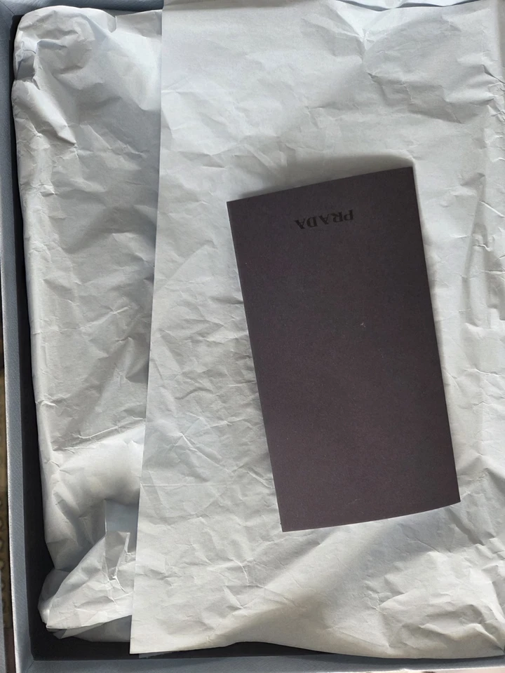 Sandálias Prada Sport VINTAGE Slides Femininas Tamanho 7 Couro Preto Sapatos Feitos na Itália - Imagem 3 de 4