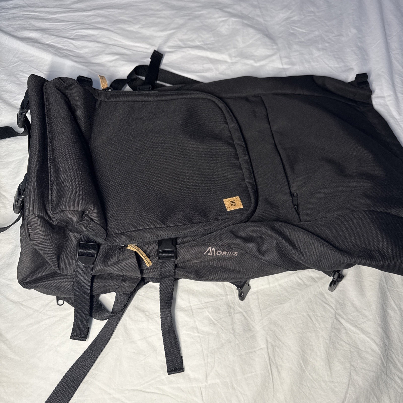 Tentree Mobius Backpack 35L Multi-functional. Bla… - image 3