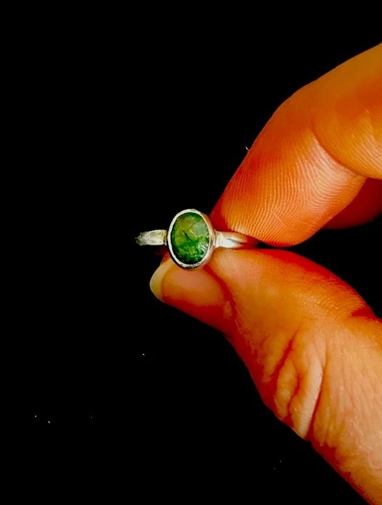 925 Silber Vintage Ring mit Smaragd? Jadeit? Handarbeit Unikat Schmuckstück - Bild 3 von 4