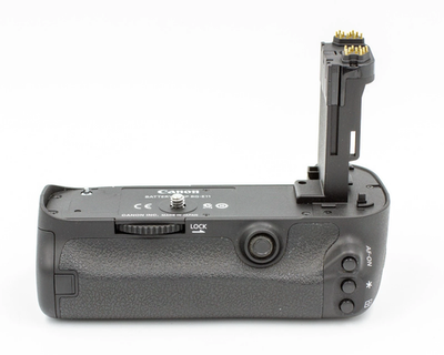 Canon BG-E11 Battery Grip for 5D Mark III / 5DS / 5DSR – Dual LP