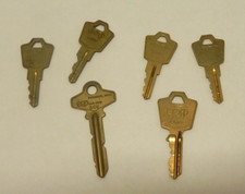 LOT OF 6 VINTAGE ESP CORP BRASS KEYS - NUMBERED