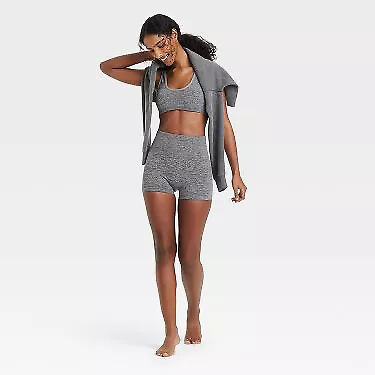 Colsie seamless gray shorts