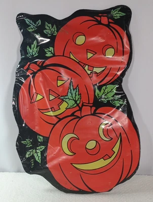 Vtg Halloween Three Smiling Pumpkins Pastic Yard or Wall Decoration Halloween - Image 1 of 4