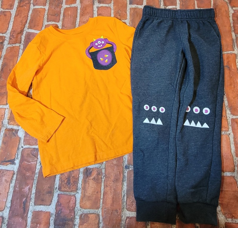 Cat & Jack Boys Halloween Monster Set Sz 5t Shirt & Joggers