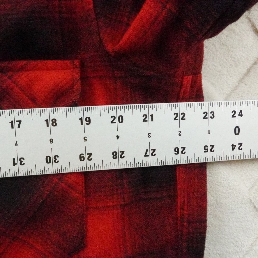 Vintage Pendleton Outdoors Man 100% Wool Flannel Mens L Buffalo Plaid USA Made