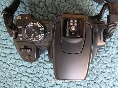 Canon EOS 1100D  SLR-Digitalkamera Body - Schwarz (Nur Gehäuse)