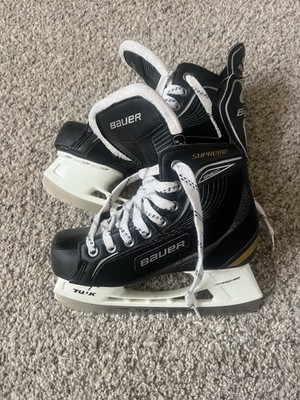 Youth Bauer Supreme One20 Ice Hockey Skates Black Lightspeed Pro TUUK Size 3  2R