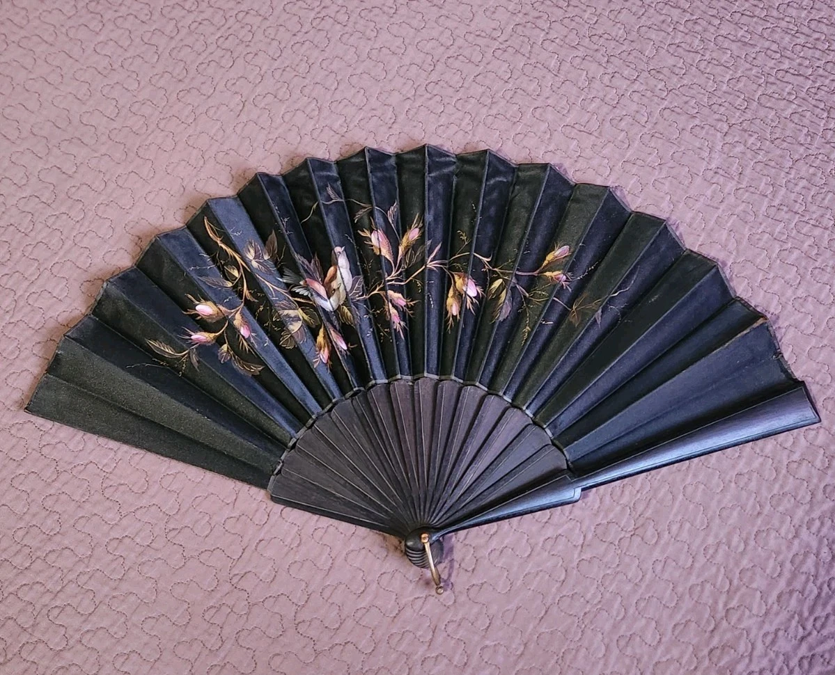 Grand éventail Ancien En Dentelle Chantilly Peinte à La Main - Nacre Et Soie, époque 1900