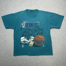 Vintage 90s Charlotte Hornets Nutmeg Tshirt Teal Size Large Basketball NBA