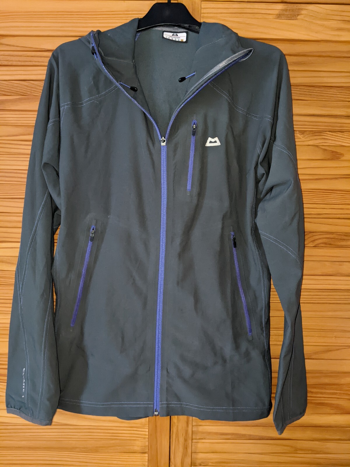 Mountain Equipment Charcoal Grey Cabrera Exolite Jacket Size XL 16