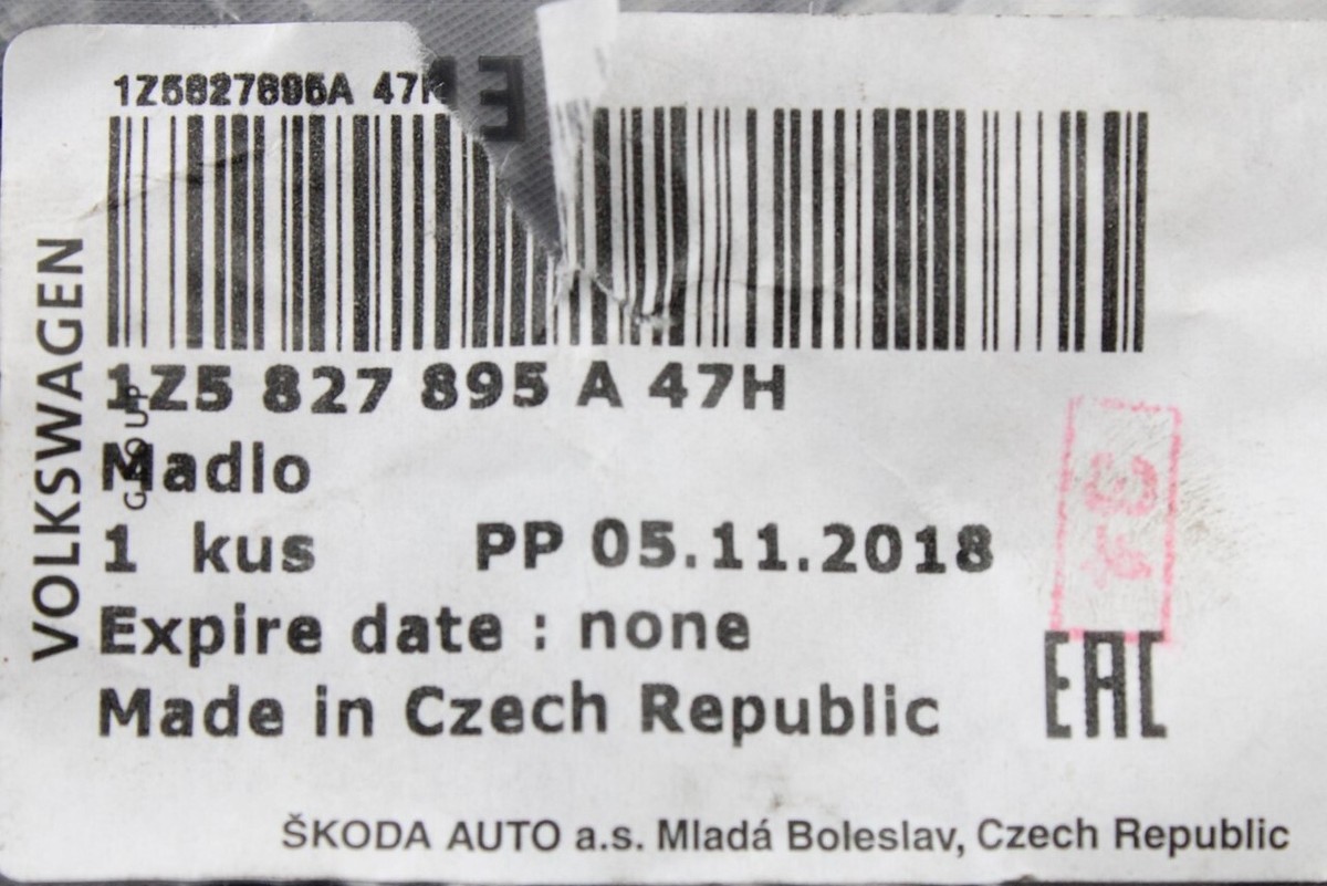 Genuine Skoda Fabia 5J Octavia 1Z Yeti Interior boot lid handle