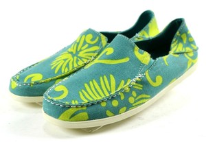 Olukai-Nohea-95-Women-039-s-Slip-On-Comfort-Flat-Shoes-Size-8-5-Canvas-Print-Green