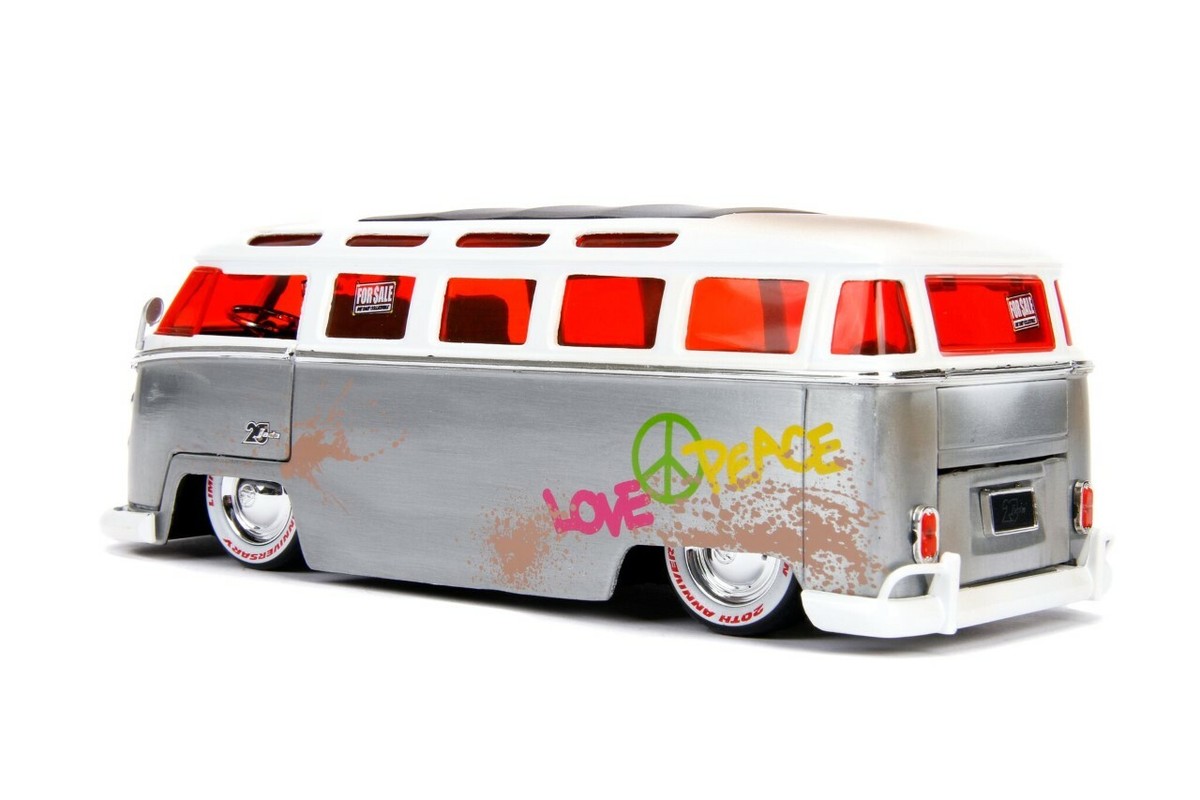 JadaTOYS　1962　1963　VOLKS WAGEN BUS　1/24 JADA FOR SALE 1962 VW VOLKSWAGEN BUS VAN 1:24 DIECAST MODEL