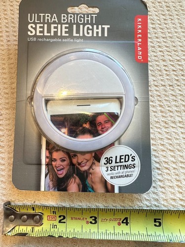 Kikkerland Ultra Bright Selfie Light - USB Rechargeable. New in Package - 第 1/5 張圖片