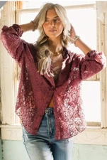 Gimmicks Sheer Lace Blouse Sz Small