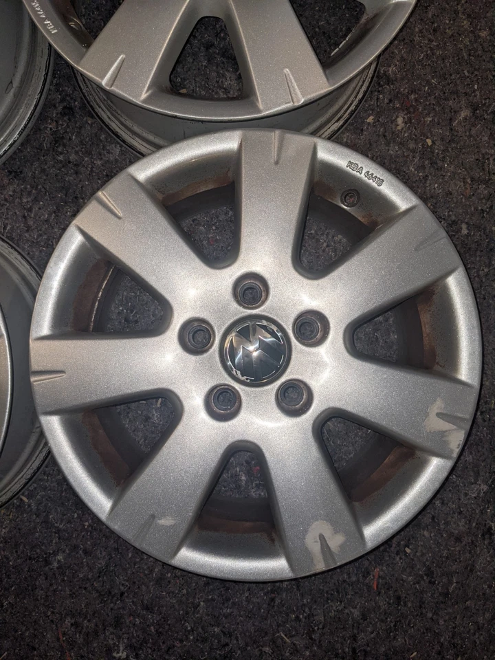 4x Cerchi 15" Originali VW Volkswagen Caddy 6,5Jx15 ET50 5x112  2K1071495666  - Imagen 3 de 4