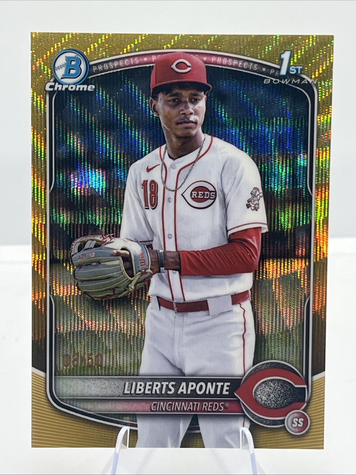 Liberts Aponte 2025 Bowman Chrome Gold Wave Refractor 1st RC 8/50 - Cinci Reds