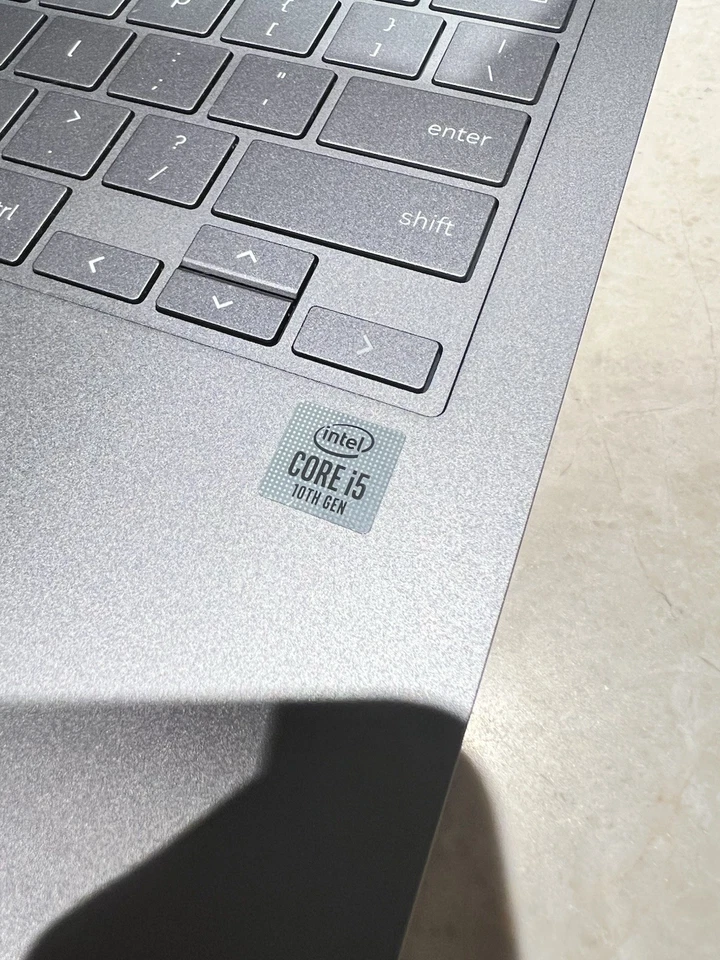 Samsung Galaxy Chromebook XE930QCA-K02US 13.3"i5-10210u,4K, 8GB RAM, NO SOUND - Image 3 of 4