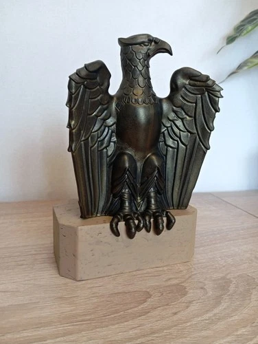 3D printed scale resin replica of Italian 1942 bronze trophy - statue