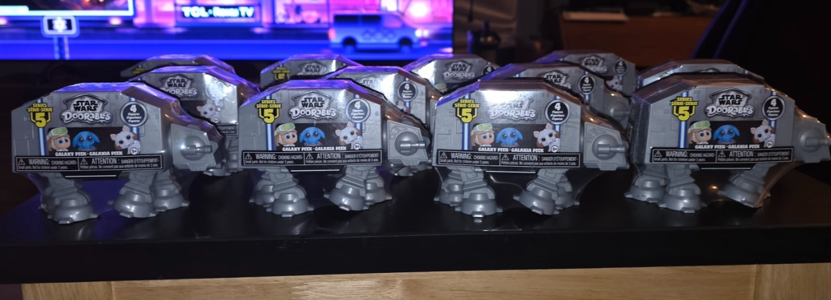 Buy Brand New Series 5 plus 250 Different Star Wars Disney 