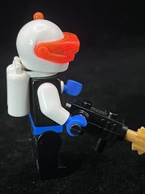 LEGO Space Ice Planet 2002 Male minifigure 6879 6898 6973 6983 sp018