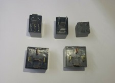 GM fues box relay set of 5 used