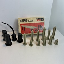 MONOGRAM 1966 Support Pillars For Track - 1/32 Slot Car Collectible Incomplete