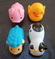 Munchkin Squirtin Bath Toy, Barnyard Friends Lot of 4..