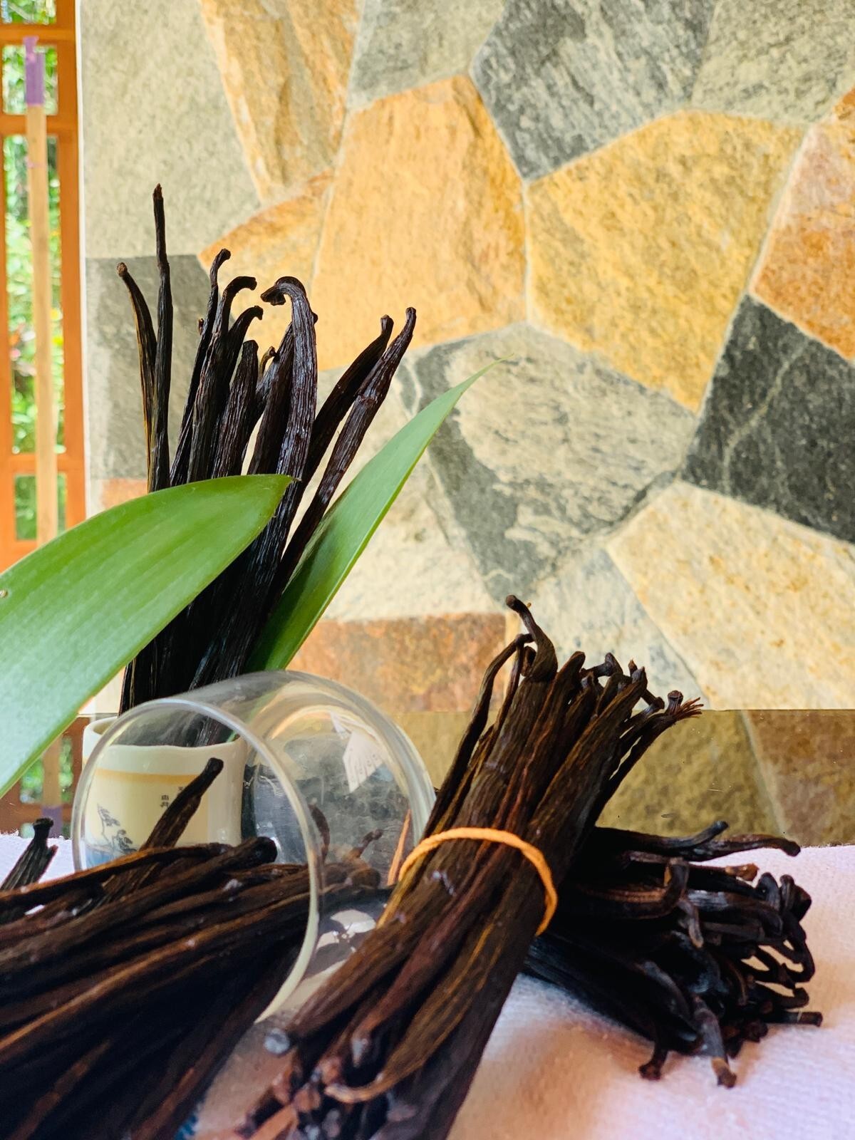 05 Madagascar Vanilla Beans Grade A - Fresh Gourmet Premium - Perfect for Baking