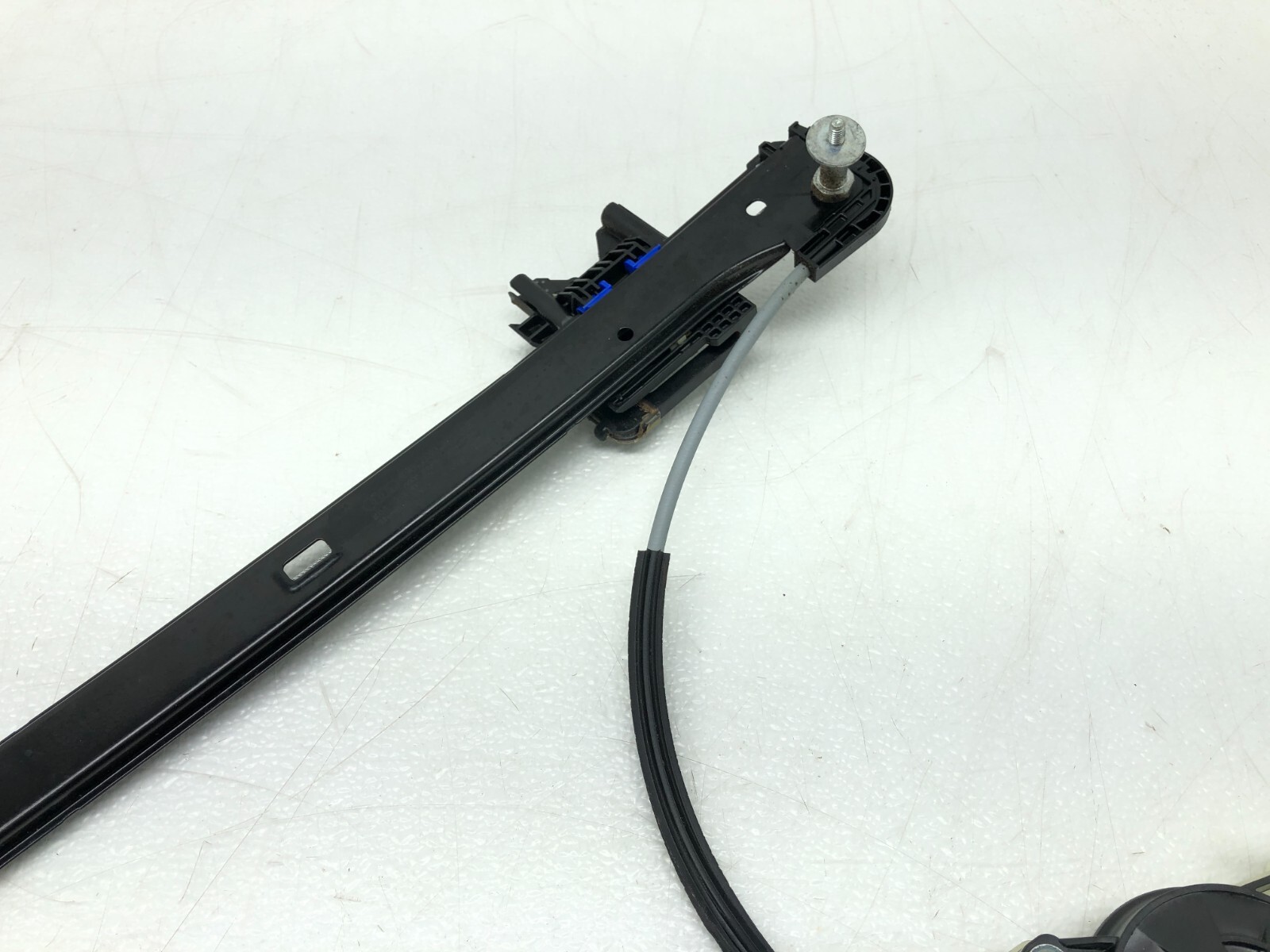 2017-2023 AUDI Q7 SQ7 RIGHT PASSENGER REAR DOOR WINDOW REGULATOR W/ MOTOR OEM.