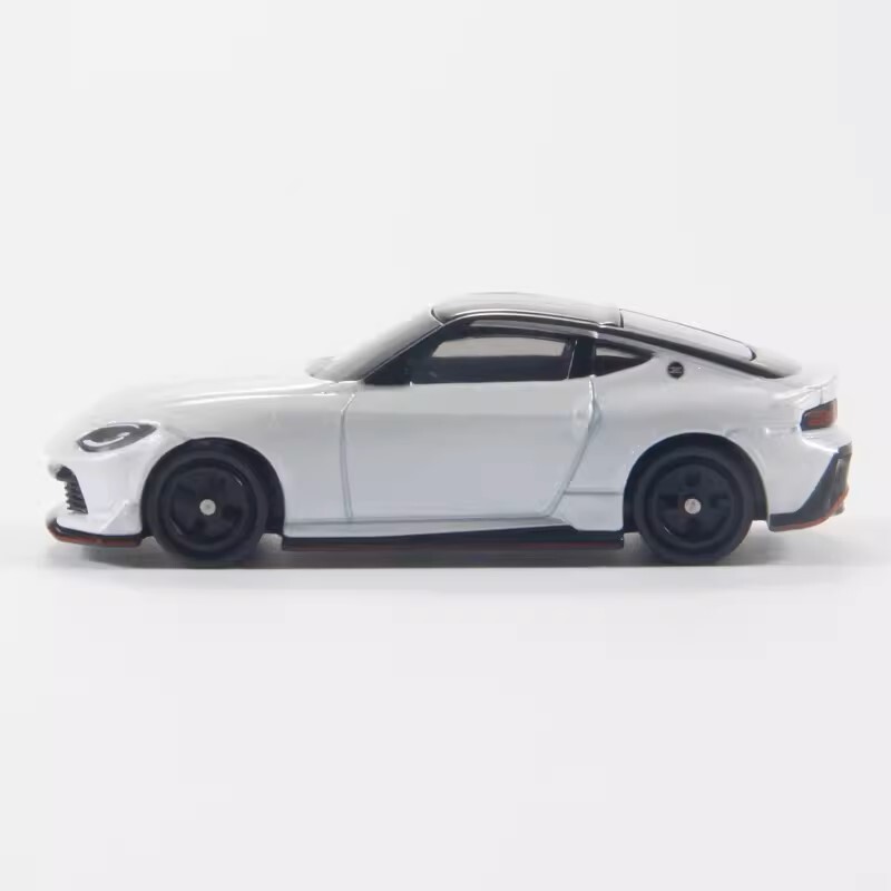 Takara Tomy Tomica 88 Nissan Fairlady Z NISMO White Diecast Model