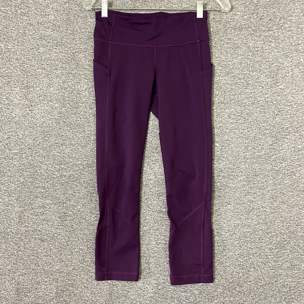 Lululemon Women's Size Purple Cropped Activewear Summer Leggings