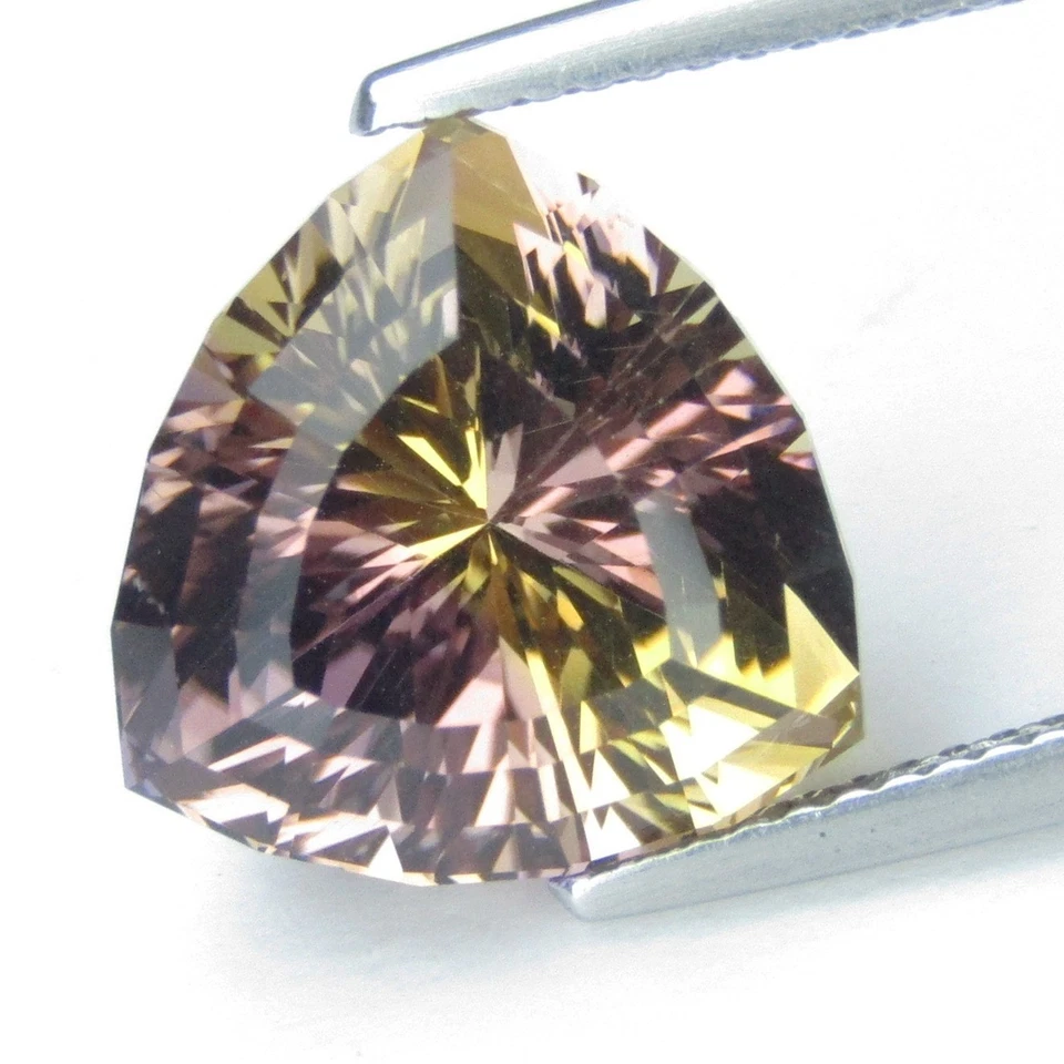 Impresionante piedra preciosa de corte mágico de 8,00 quilates de ametrino púrpura natural de 12,5 mm Foto 2 de 4