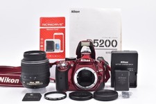 Nikon D5200 Rojo Kit de Cámara con Objeti…