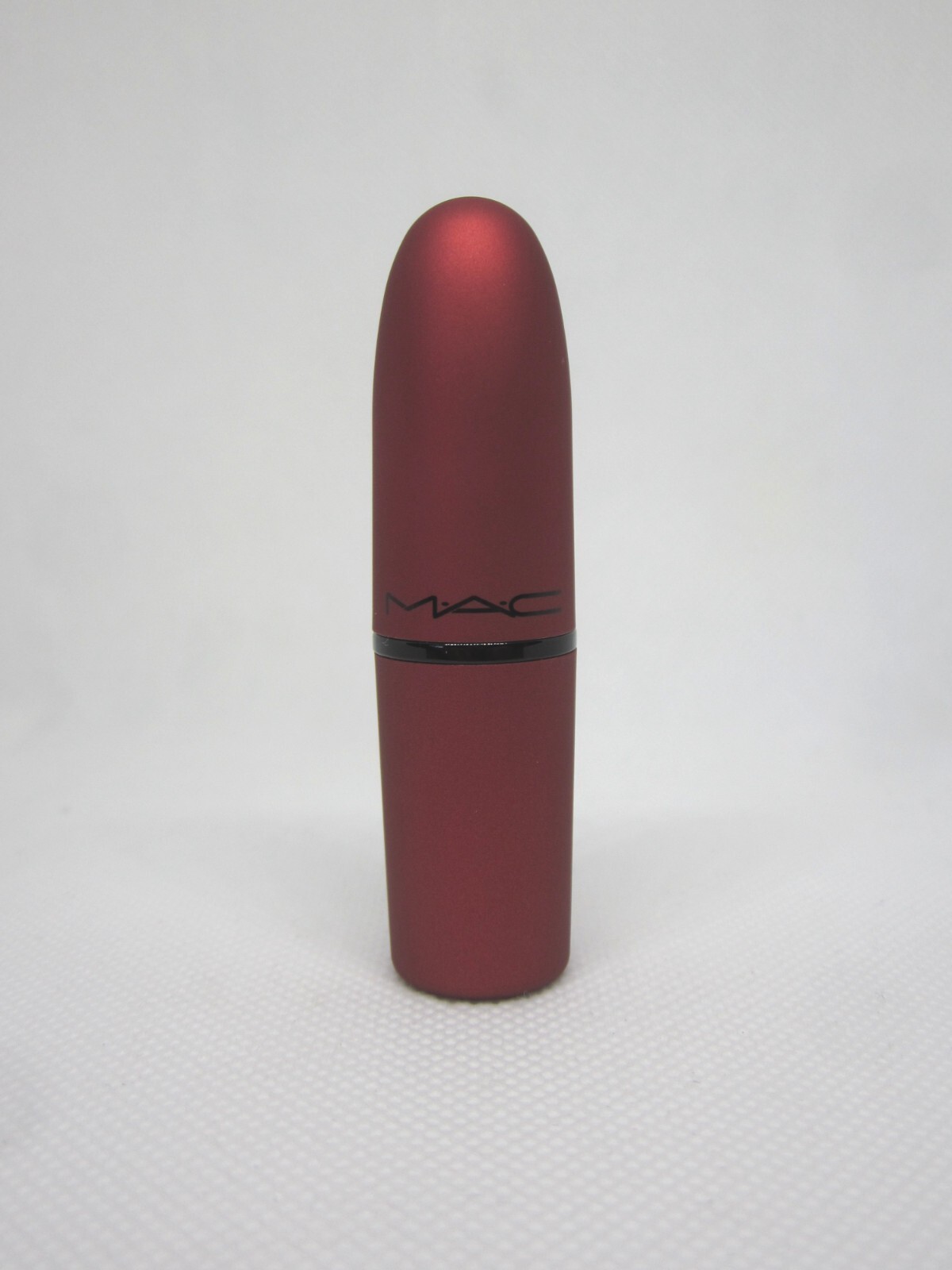 MAC Cosmetics Powder Kiss lipstick Devoted to Chili 0.10 oz.-image